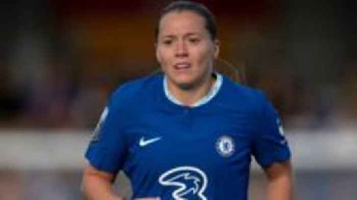 Chelsea trigger Kirby contract extension to 2024