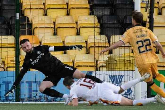 Ten-man Livingston battle back for late draw against Motherwell