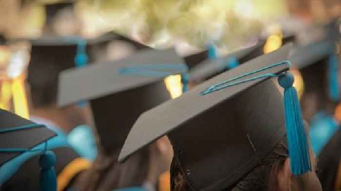 High school reschedules graduation after only 5 students meet criteria