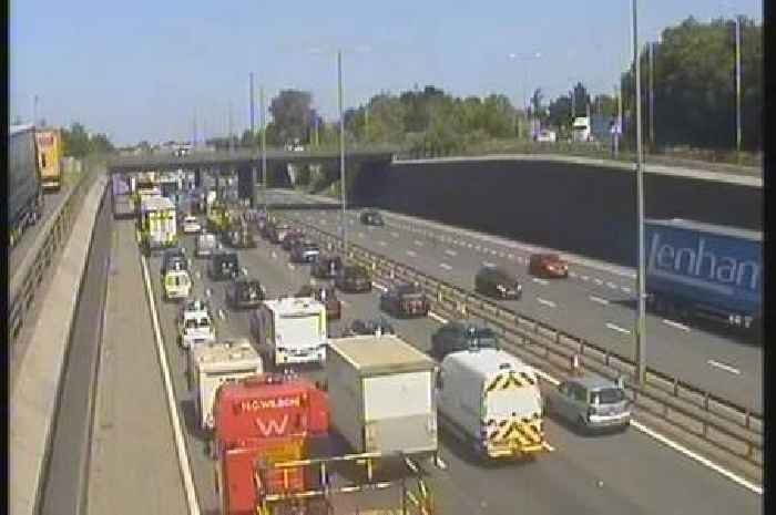 Live Dartford Tunnel traffic updates as drivers face hour-long delays ahead of bank holiday weekend