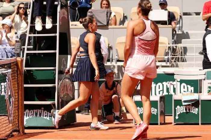 Ukrainian tennis star says fans who booed her for refusing handshake are 'embarrassing'
