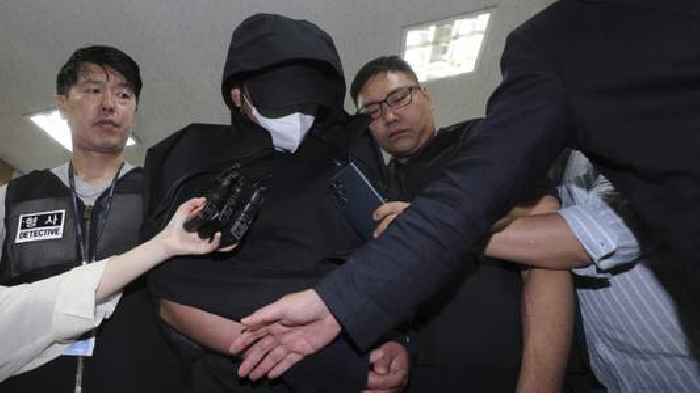 South Korean arrested for opening plane emergency exit door