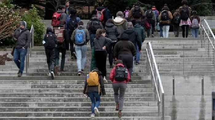 Community college enrollment rebounds after pandemic drop