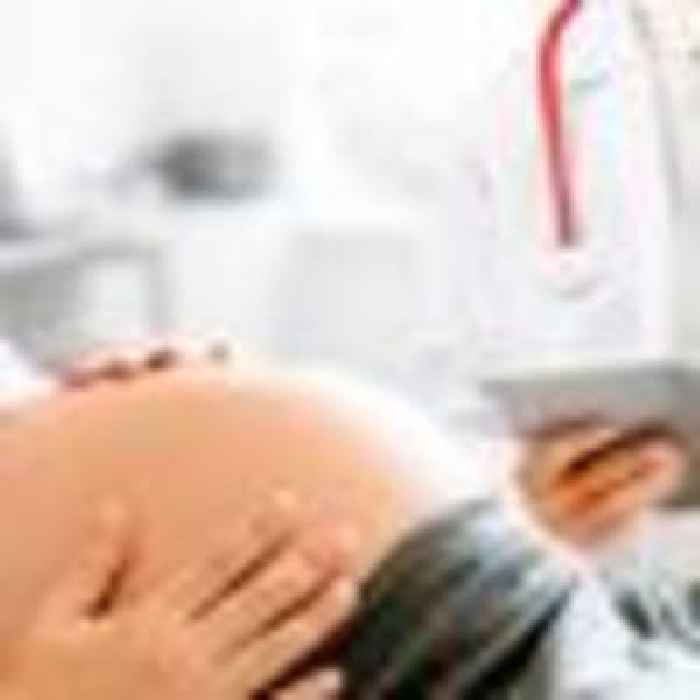 Blood thinners do not reduce miscarriage risk, study suggests