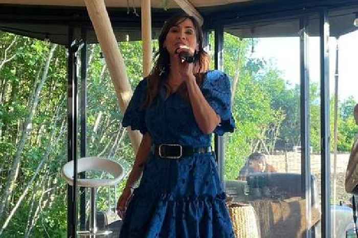 Natalie Imbruglia sings Torn at Cotswold restaurant and it was as special as you can imagine