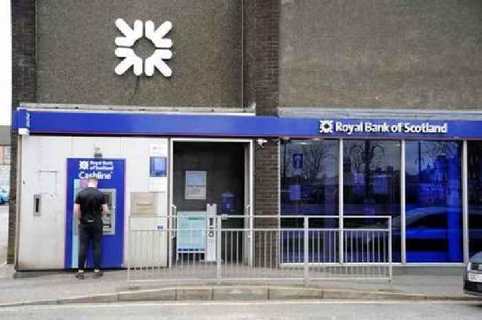 Plans to remove cash machines from Renfrewshire bank scheduled for closure refused