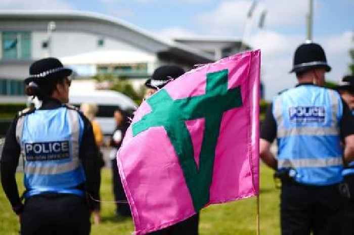 Police arrest 19 animal rights activists ahead of Epsom Derby