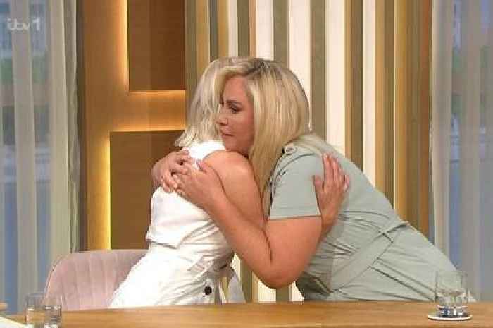 Holly Willoughby was 'suppressing tears' during Phillip Schofield speech