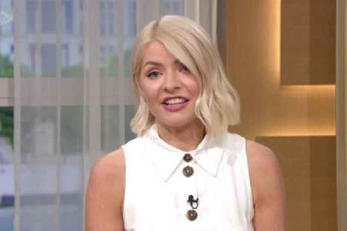 Emotional Holly Willoughby tells This Morning viewers she feels 'troubled and let down' by Phillip Schofield