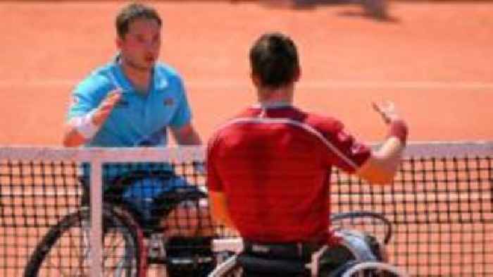 Hewett thrashes Reid before pair win in doubles