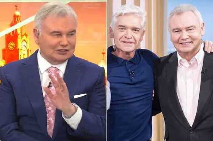 Eamonn Holmes urged by fans to stop 'bullying' Phillip Schofield