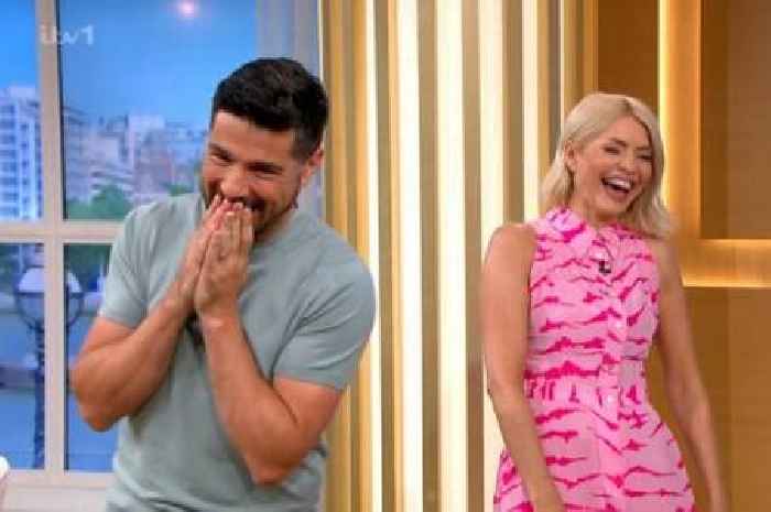 Holly Willoughby slaps Craig Doyle's arm after x-rated remark on ITV This Morning