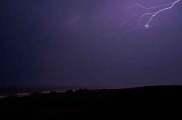 Met Office issues thunderstorm warning for all of Wales