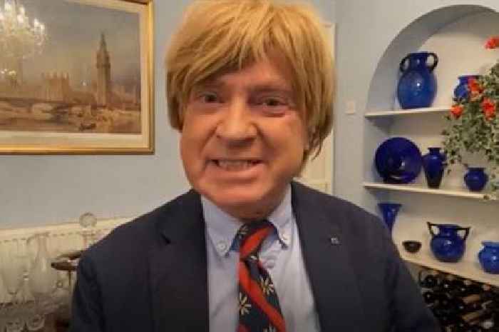 Boris Johnson gives Michael Fabricant KNIGHTHOOD in resignation honours