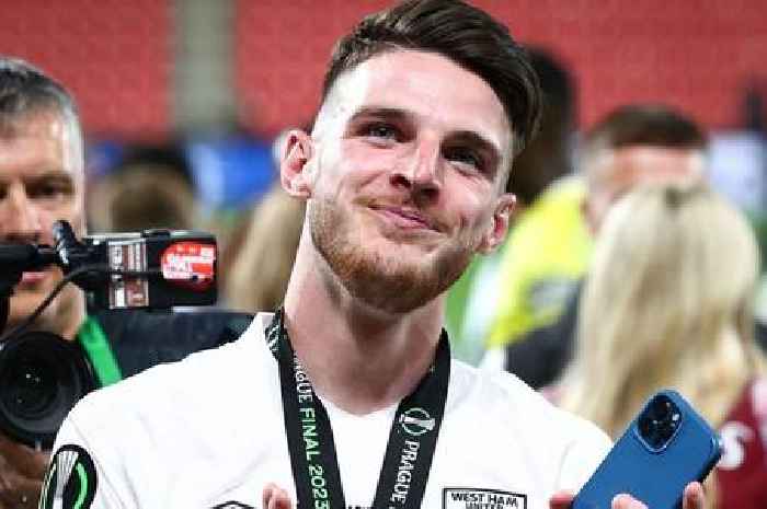 Prem star 'with release clause' could replace Arsenal target Declan Rice at West Ham