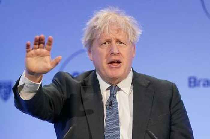 Panel investigating Boris Johnson to meet on Monday after shock resignation