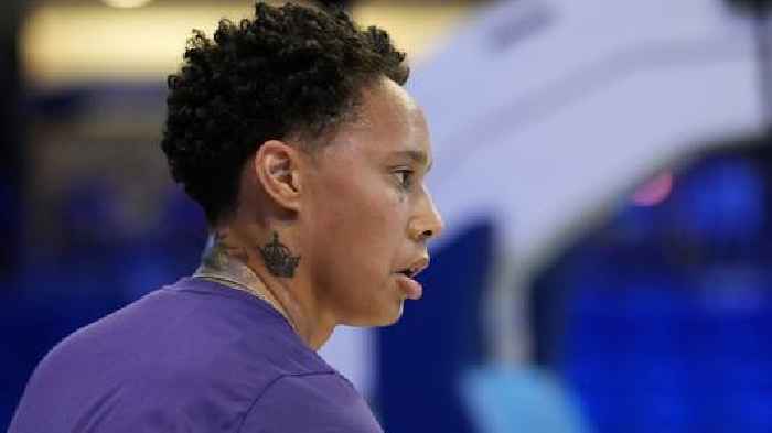 WNBA: Brittney Griner confronted at airport by 'provocateur'