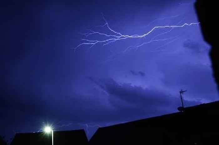 Met Office weather warning for thunderstorms across Midlands as heatwave continues