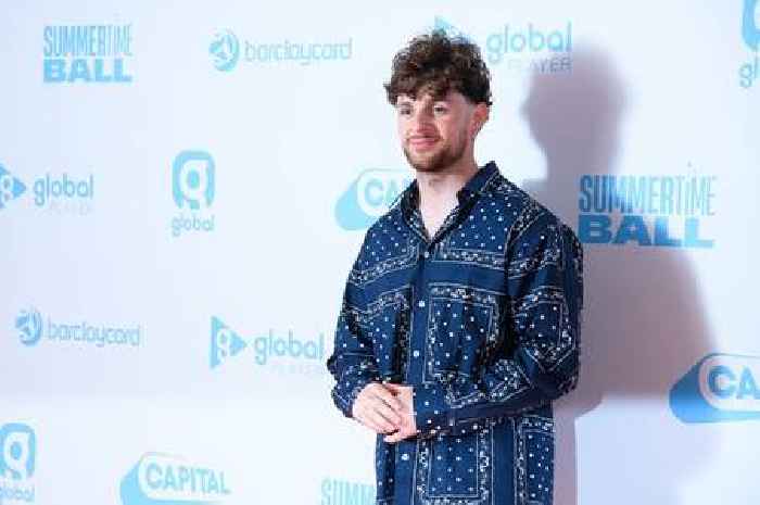 Who is Tom Grennan? Soccer Aid half-time performer who apologised for inappropriate Ellie Goulding joke