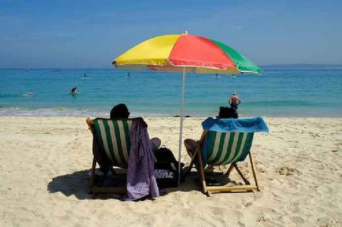 Met Office issues heat health level 10 alert as temperatures soar