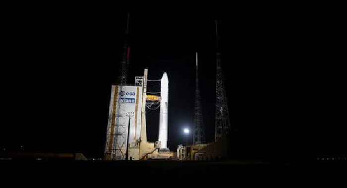 Ariane 5 flight VA261: follow the launch