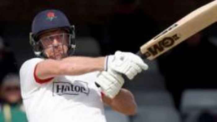 Lancashire ease past Hampshire for first win