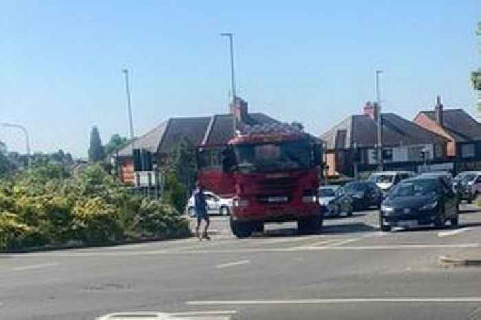 Live Leicester traffic updates as crash at Pork Pie Roundabout causing heavy traffic