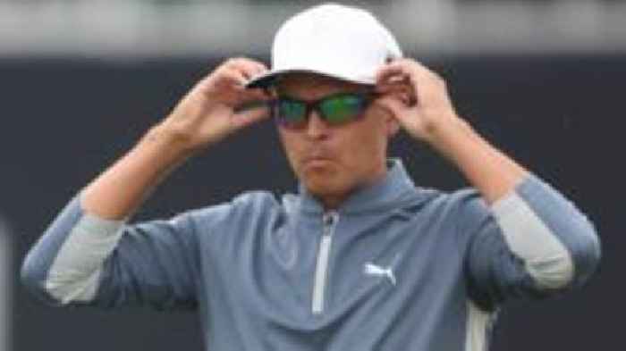 Fowler and Schauffele set US Open record to lead