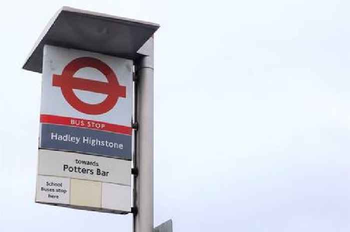 Campaigners celebrate as key bus route between Barnet and Potters Bar to return after tireless funding deadlock ends