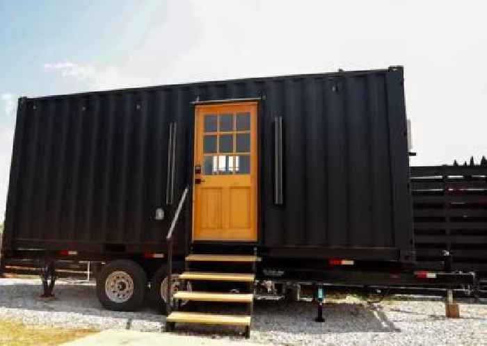 Rent Land Betterment’s ekō Solutions Sustainable Shipping Container Dwellings through Airbnb