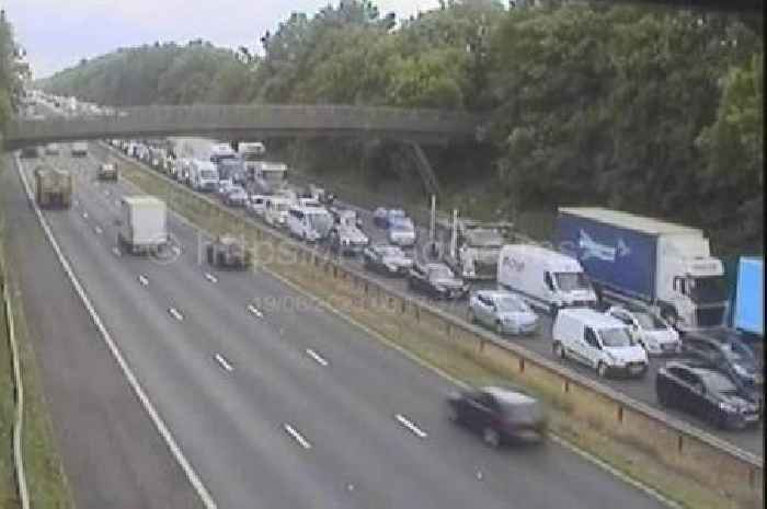 Live M1 traffic updates as motorway stopped after crash