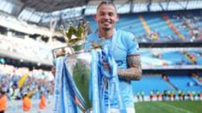 Phillips intends to stay with Man City after Treble