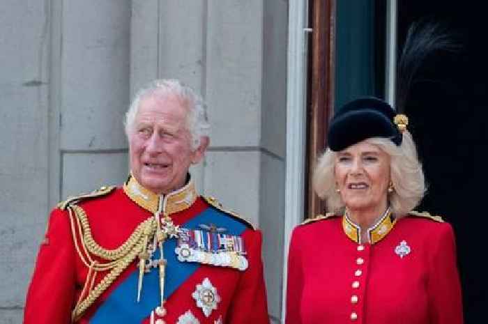 King Charles' cheeky three word reply to Queen Camilla's order on palace balcony