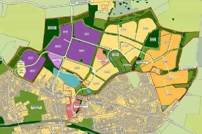 Giant 1,800-house development would be a 'nightmare picking away day-by-day'