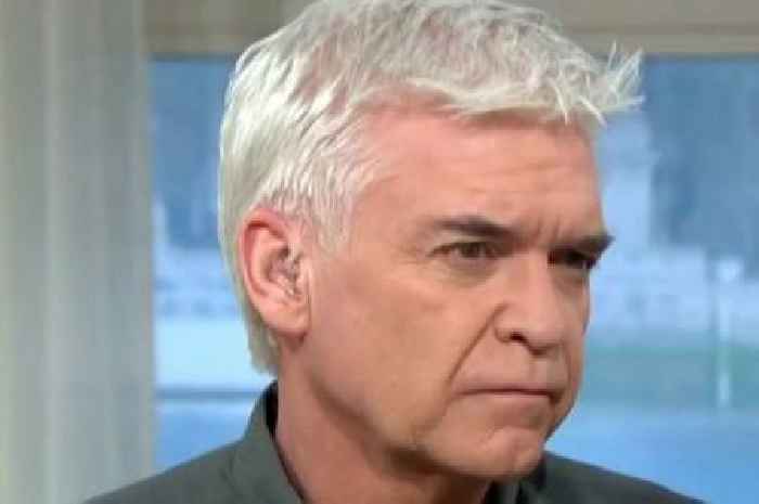Phillip Schofield seen for first time in weeks as he breaks cover for mum's birthday
