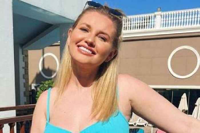 Love Island's Amy Hart flooded with praise for sharing 'real' post-baby body