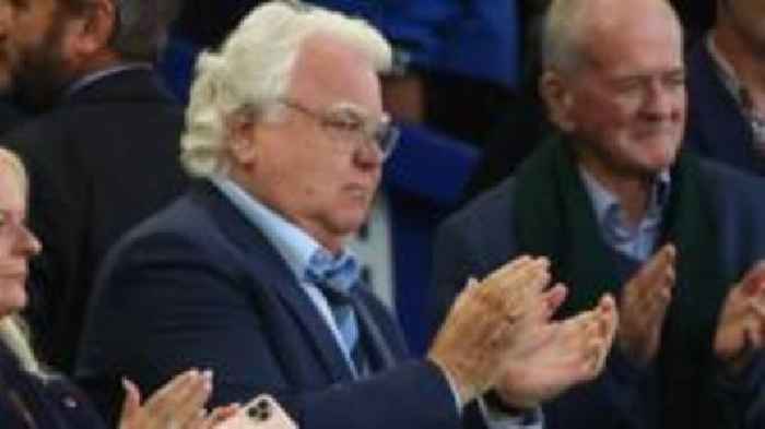 Kenwright to remain as Everton chairman