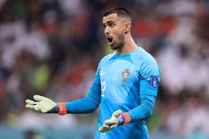 Chelsea prepare £65m Man United transfer 'hijack' with new offer for David De Gea replacement
