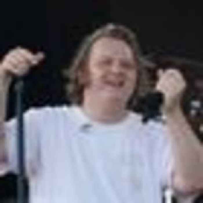 Glastonbury crowd sing for Lewis Capaldi after star loses voice on stage