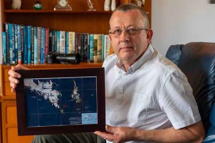 Scone man has sub-Antarctic islands named after him at presentation by Sir David Attenborough