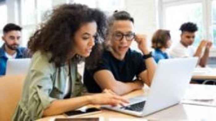 Ucas to reform university personal statements