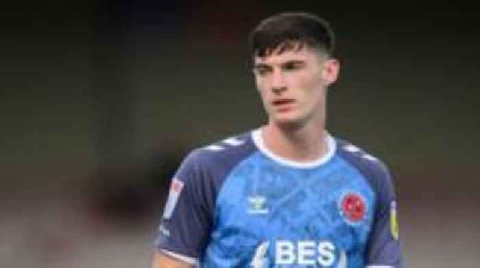 Macadam joins Morecambe from Fleetwood