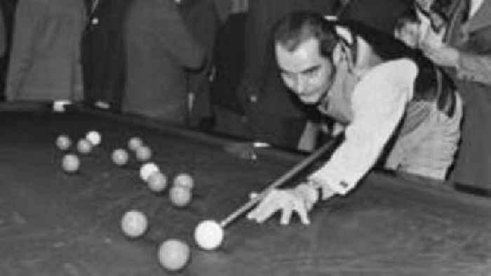 Cyn-bencampwr snwcer Ray Reardon wedi marw yn 91 oed