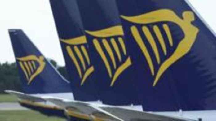 Ryanair set to slash summer fares as profits drop