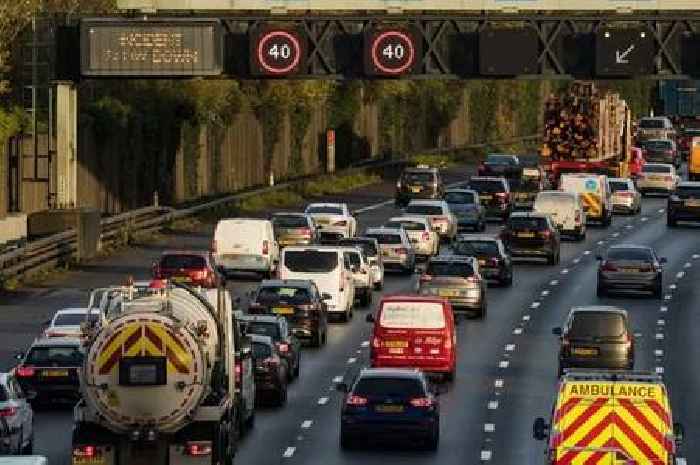 'All' drivers who use M1 or M25 motorway on Fridays 'warned'