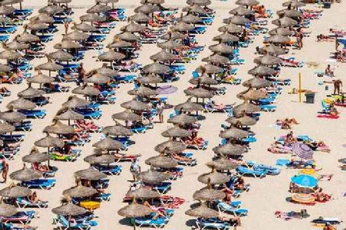 Holiday 'hell' as tourists rushing to sunbeds told to stop 'sitting there all day'