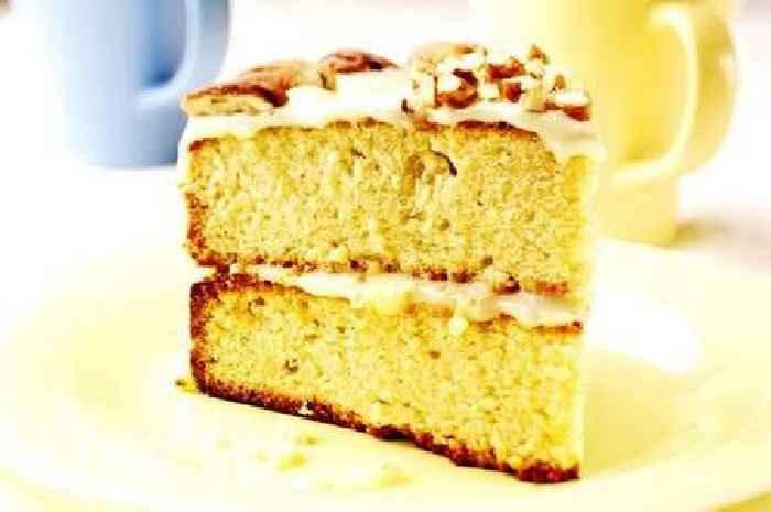Mary Berry's 'sunshine' cake made with some unlikely ingredients - but it's delicious