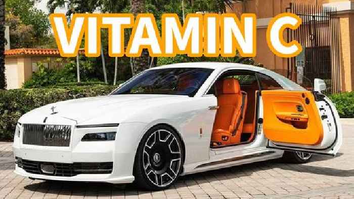 Tweaked Rolls-Royce Spectre Looks Like a Healthy Dose of Vitamin C