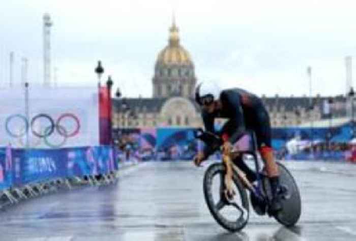 Tarling medal hopes punctured in time trial