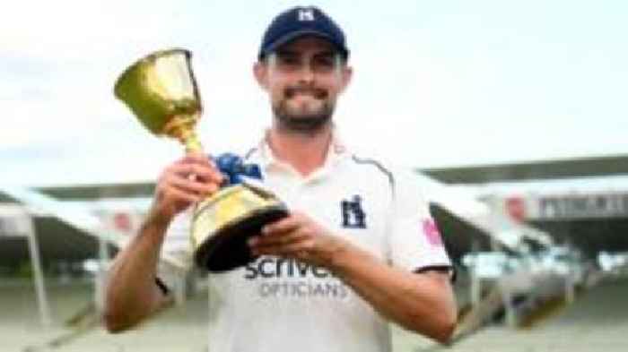 Title-winning skipper Rhodes to leave Warwickshire
